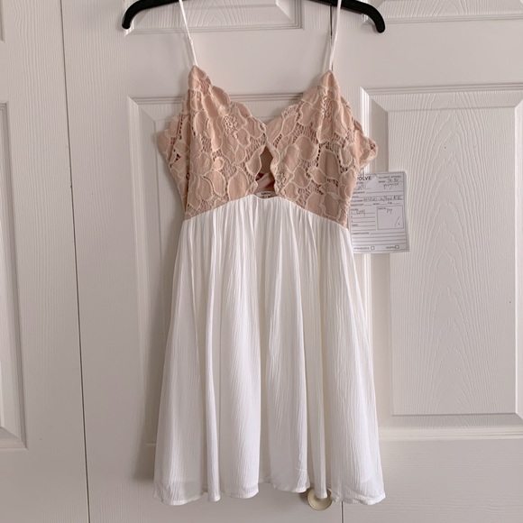abbotsford mini dress Opal Cinch Mini Dress, 6 / Mahogany
